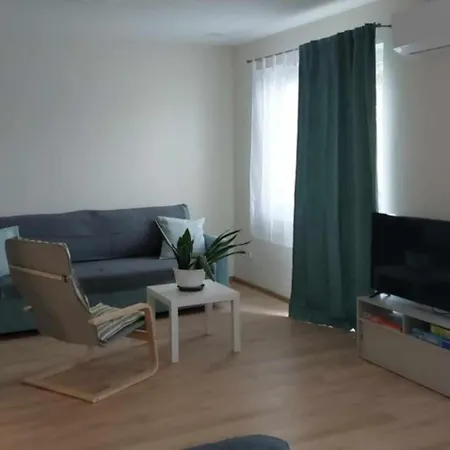 Apartment Konstantin Szolnok